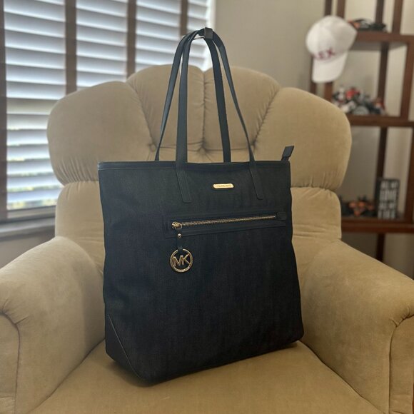 Auth MICHAEL KORS Iconic Kempton Large Blue  Denim Tote Bag - Picture 3 of 6